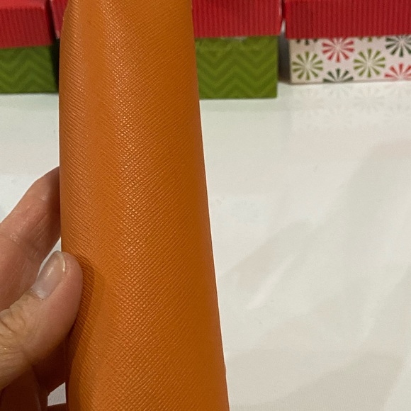 Torry Burch multi purpose case new - Picture 3 of 15